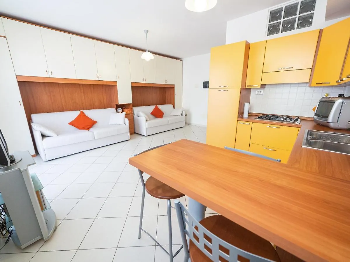Terrazza Del Gelsomino With Terrace And Open View Apartment Borghetto Santo Spirito