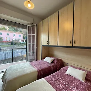 Borghetto Center Large -free Parking . Appartamento